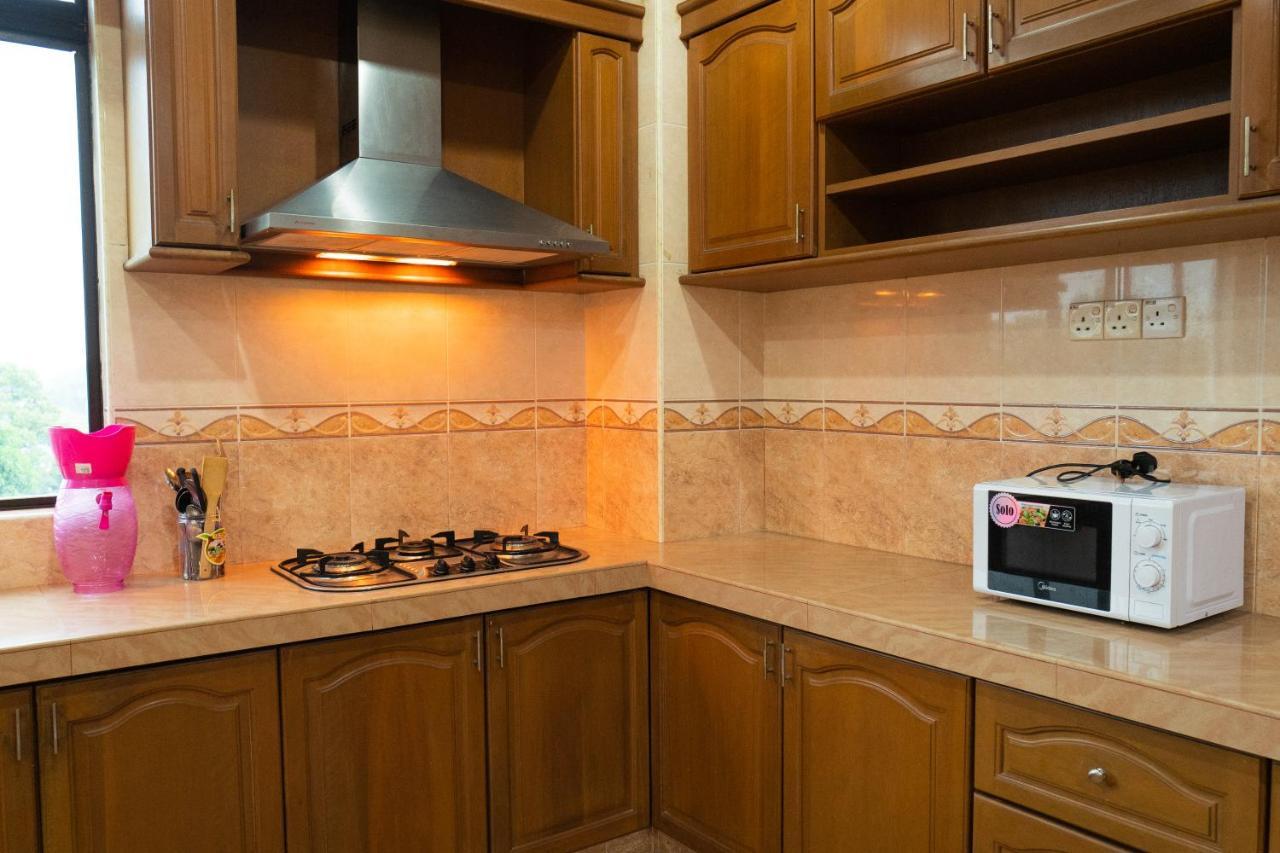 Mk Homestay Wakaf Che Yeh With Bathtub - Max 14 Pax Кота Бару Екстериор снимка