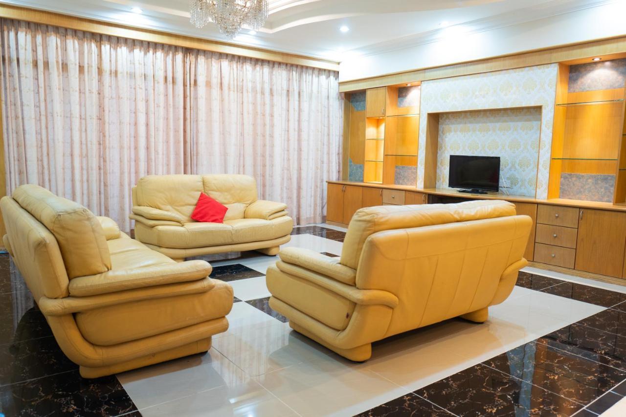Mk Homestay Wakaf Che Yeh With Bathtub - Max 14 Pax Кота Бару Екстериор снимка