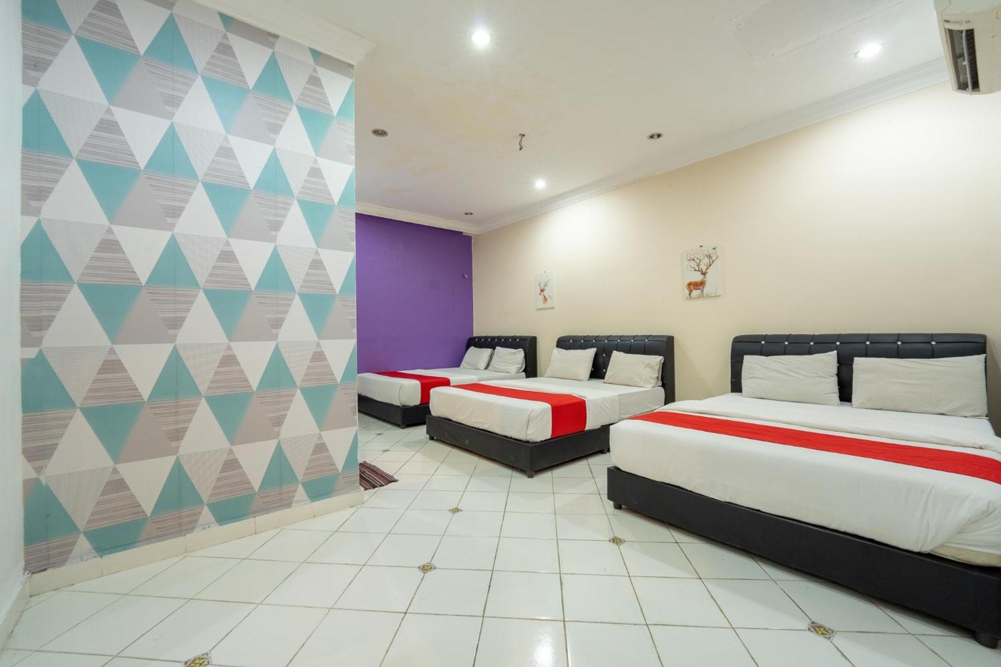 Mk Homestay Wakaf Che Yeh With Bathtub - Max 14 Pax Кота Бару Екстериор снимка