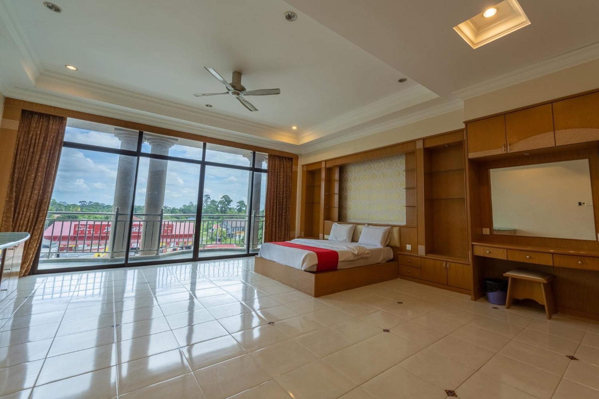 Mk Homestay Wakaf Che Yeh With Bathtub - Max 14 Pax Кота Бару Екстериор снимка